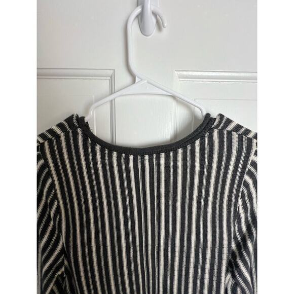Le-La Vertical Stripe Knit Long Sleeve Top Black White Lagenlook Artsy Women's M - Picture 5 of 12